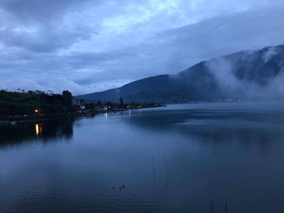 Buyan Lodge Lake View Villa Bedugul (Bali) Exterior foto